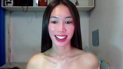 J A D E online show from 10/01/25, 08:42