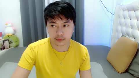 Snapshot of asianroy_x chatting on 03/02/25, 02:32 Roy online show from 03/02/25, 02:32