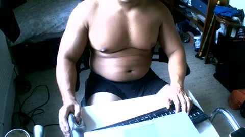 Snapshot of asianscottmusclejohnson93 chatting on 07/26/26, 12:56 Johnson online show from 07/26/26, 12:56