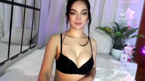Miss Nia online show from 12/25/24, 10:39
