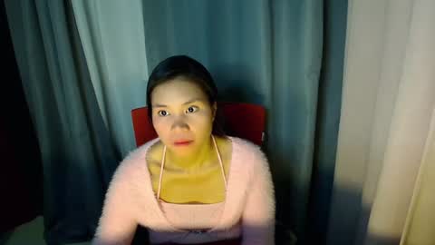 Snapshot of asiansluttyxx chatting on 01/03/25, 07:38 JEAN online show from 01/03/25, 07:38