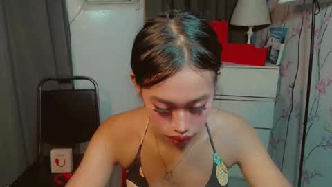 kisses online show from 02/12/26, 05:19