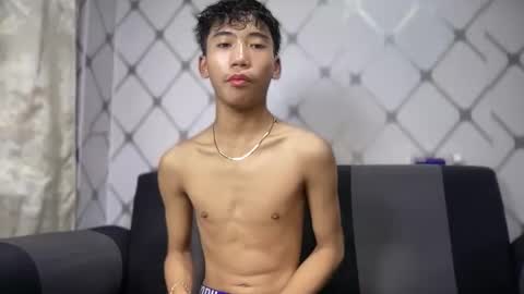 asiantwink0901 online show from 04/12/26, 06:29