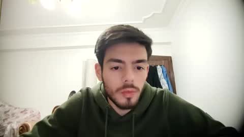 asihandsome06 online show from 01/04/25, 09:20