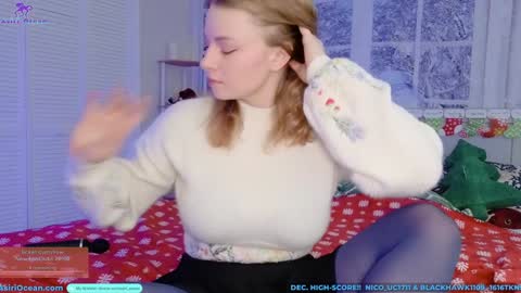 Asiri   pronounced Ah-siri Please no nicknames   3 online show from 12/16/25, 07:08