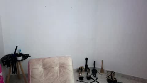 Snapshot of asiri_smith chatting on 05/31/26, 10:55 Asiri online show from 05/31/26, 10:55