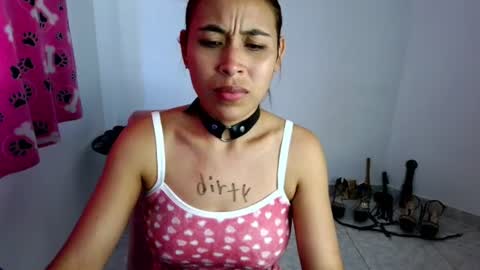 Snapshot of asiri_smith chatting on 06/19/26, 10:24 Asiri online show from 06/19/26, 10:24