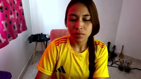 Snapshot of asiri_smith chatting on 07/03/26, 03:07 Asiri online show from 07/03/26, 03:07