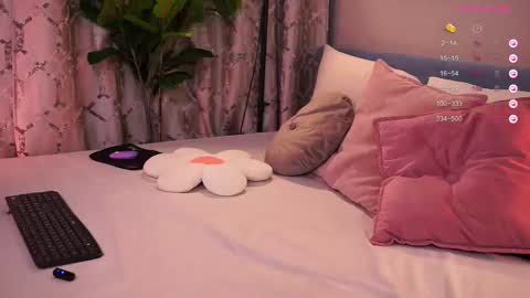 Audrey online show from 10/25/25, 03:07