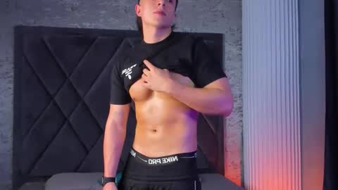 Aslan  online show from 12/19/25, 08:49