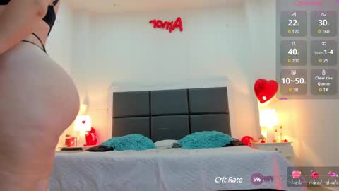  Aslhyn  online show from 02/24/25, 07:30