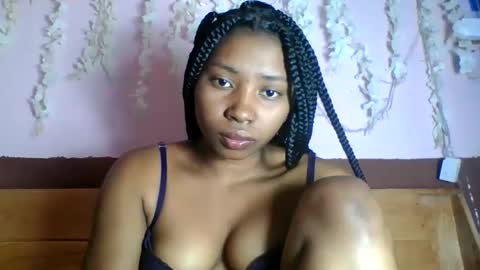 asmiraa online show from 05/10/26, 08:52