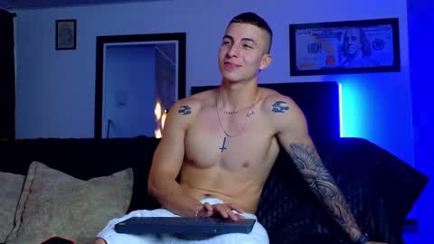 Snapshot of asmodeo_cox chatting on 02/07/25, 09:58 Asmodeo - online show from 02/07/25, 09:58