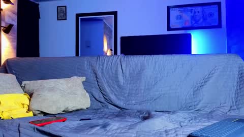 Snapshot of asmodeo_cox chatting on 02/12/25, 04:01 Asmodeo - online show from 02/12/25, 04:01