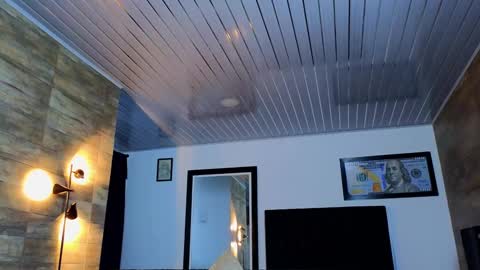 Snapshot of asmodeo_cox chatting on 03/04/25, 09:43 Asmodeo - online show from 03/04/25, 09:43