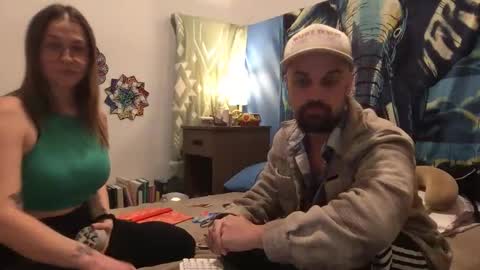 aspenandlink online show from 10/26/25, 01:17