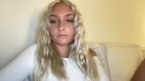 Aspen Aries online show from 03/04/25, 01:12