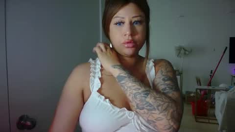 Snapshot of aspenmadden chatting on 06/17/26, 08:21 iwantaspen online show from 06/17/26, 08:21