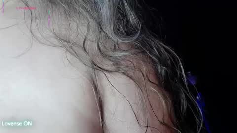   online show from 10/18/25, 07:25