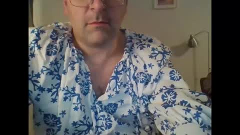 Snapshot of assbitch189 chatting on 12/22/24, 03:55 assbitch189 online show from 12/22/24, 03:55