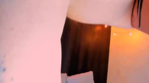 asshunter4k online show from 12/19/25, 02:46