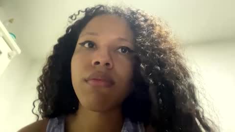 Snapshot of assiavilla1 chatting on 02/24/25, 02:19 assiavilla1 online show from 02/24/25, 02:19