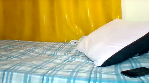 FLORAH DANIEL online show from 03/07/25, 07:41