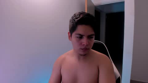 Snapshot of asta_kuro chatting on 06/05/26, 06:52 Asta Kuno online show from 06/05/26, 06:52