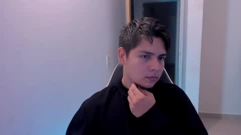 Snapshot of asta_kuro chatting on 06/07/26, 02:27 Asta Kuno online show from 06/07/26, 02:27