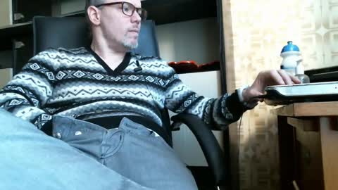 asterion51 online show from 03/04/25, 03:37