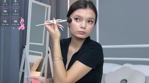 Aster Quinn online show from 11/23/25, 03:45