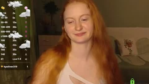 Snapshot of astoria_ross_ chatting on 06/17/26, 03:13 Astoria online show from 06/17/26, 03:13