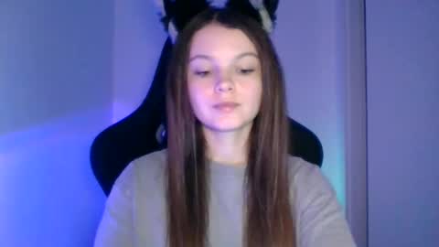 astradream_ online show from 09/29/25, 05:18