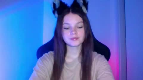 astradream_ online show from 10/07/25, 05:21