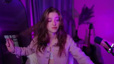 astramist online show from 09/22/25, 01:24