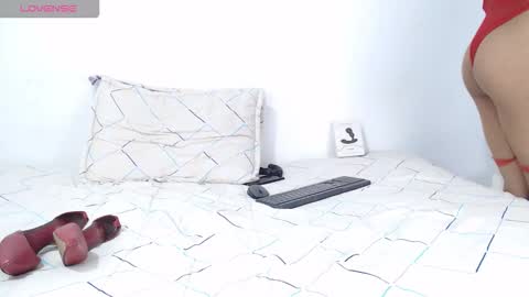 Snapshot of astrid__v chatting on 03/03/26, 04:13 Astrid online show from 03/03/26, 04:13