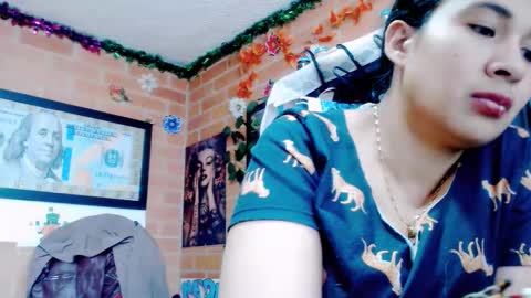 astrid_hauser66 online show from 11/27/25, 08:00