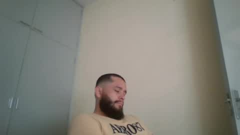 Snapshot of astro_boy_01 chatting on 05/23/26, 08:57 astro_boy_01 online show from 05/23/26, 08:57