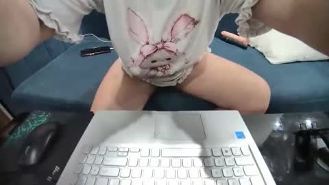 asuka_9x online show from 05/13/26, 10:49