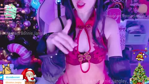 Bonnie online show from 01/02/25, 10:05