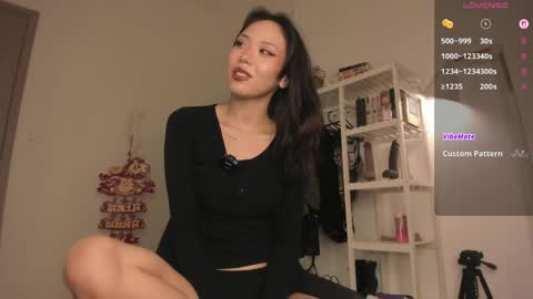Snapshot of asuno_ chatting on 04/07/26, 12:16 Follow my TG Channel for 3 tokens only online show from 04/07/26, 12:16
