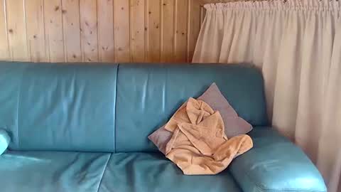 asusandy online show from 02/18/25, 02:06