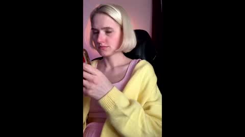 asya_new online show from 09/18/25, 12:23