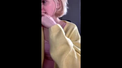 asya_new online show from 09/18/25, 12:29