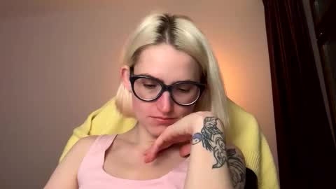 asya_new online show from 10/05/25, 04:16