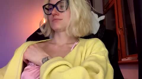 asya_new online show from 11/27/25, 12:24