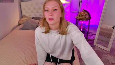 Asya online show from 12/23/25, 06:22