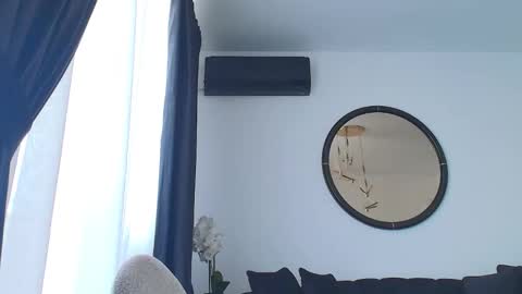 Snapshot of asyax chatting on 05/19/26, 10:10 Assya online show from 05/19/26, 10:10