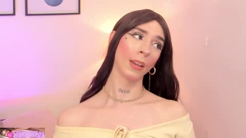 ataraxia_x_ online show from 11/27/25, 07:54