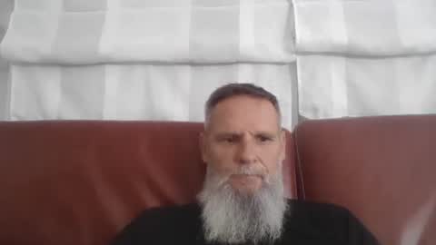 Snapshot of atatanka chatting on 06/11/26, 10:02 atatanka online show from 06/11/26, 10:02